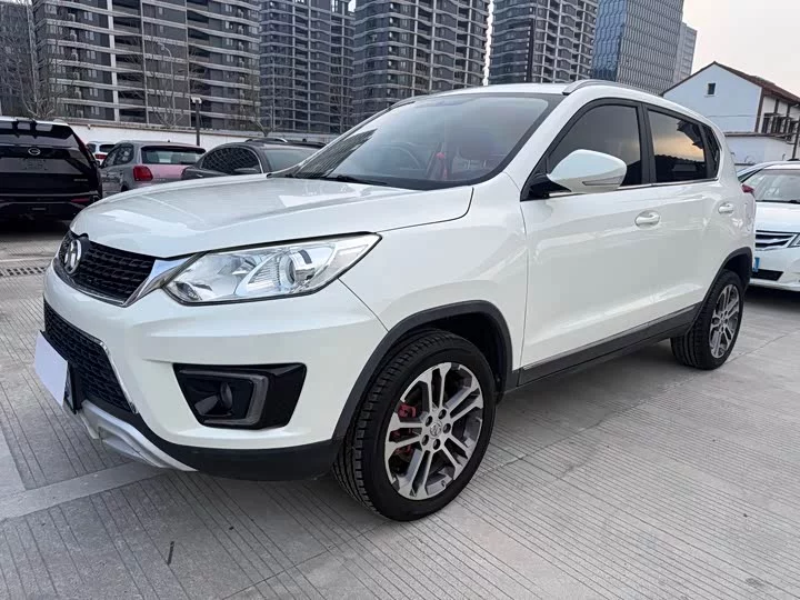 BAIC Shenbao X35