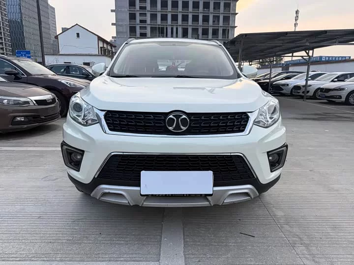 BAIC Shenbao X35