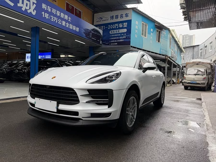Porsche Macan