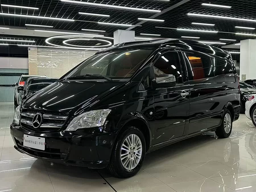 Mercedes Benz Vito