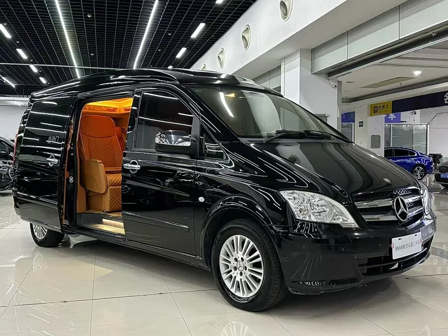 Mercedes Benz Vito