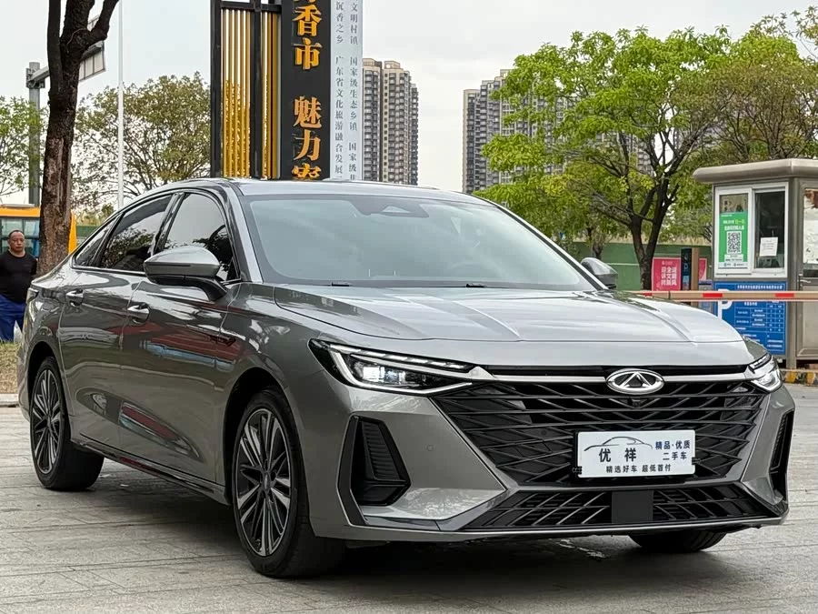 Chery Arrizo 8
