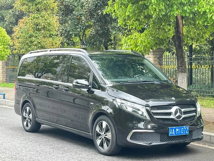 Mercedes Benz Class V