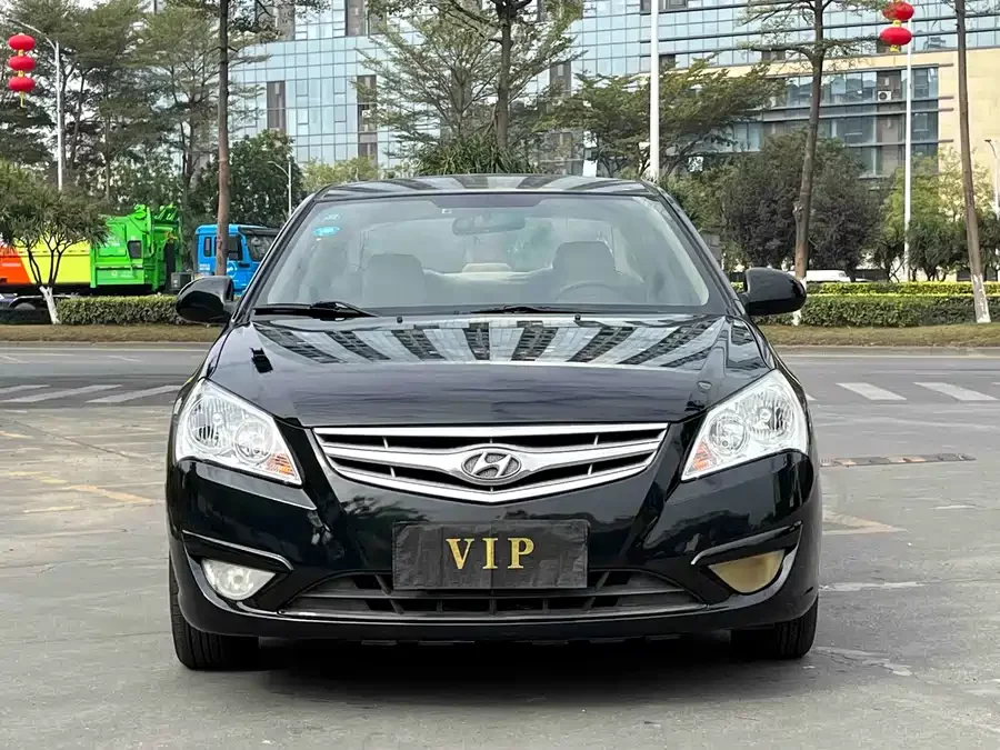 Hyundai Elantra / Celesta