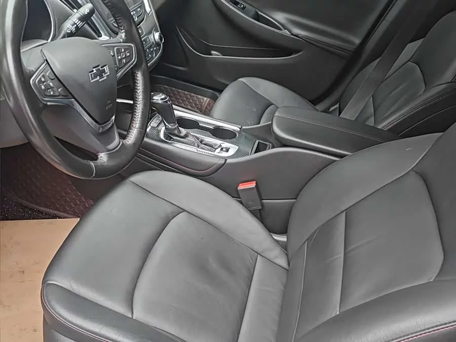 Chevrolet Malibu XL
