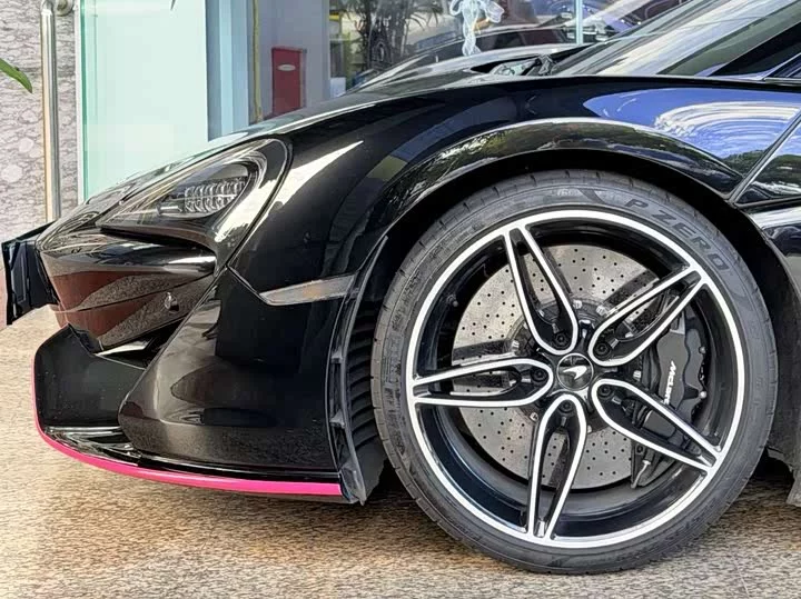 McLaren 570