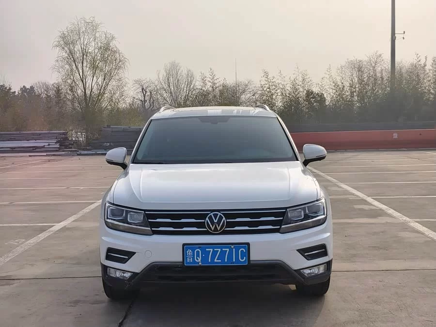 Volkswagen Tiguan L