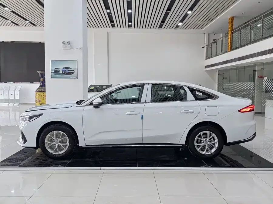 Geely Galaxy Star 6
