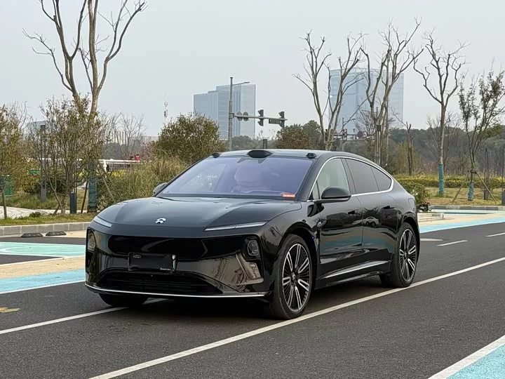 NIO ET9