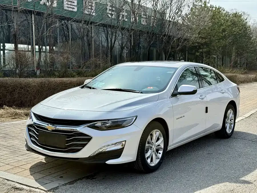 Chevrolet Malibu XL