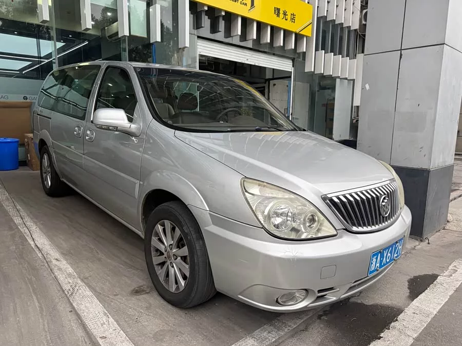 Buick GL8