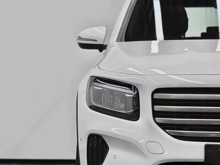 Mercedes Benz GLB