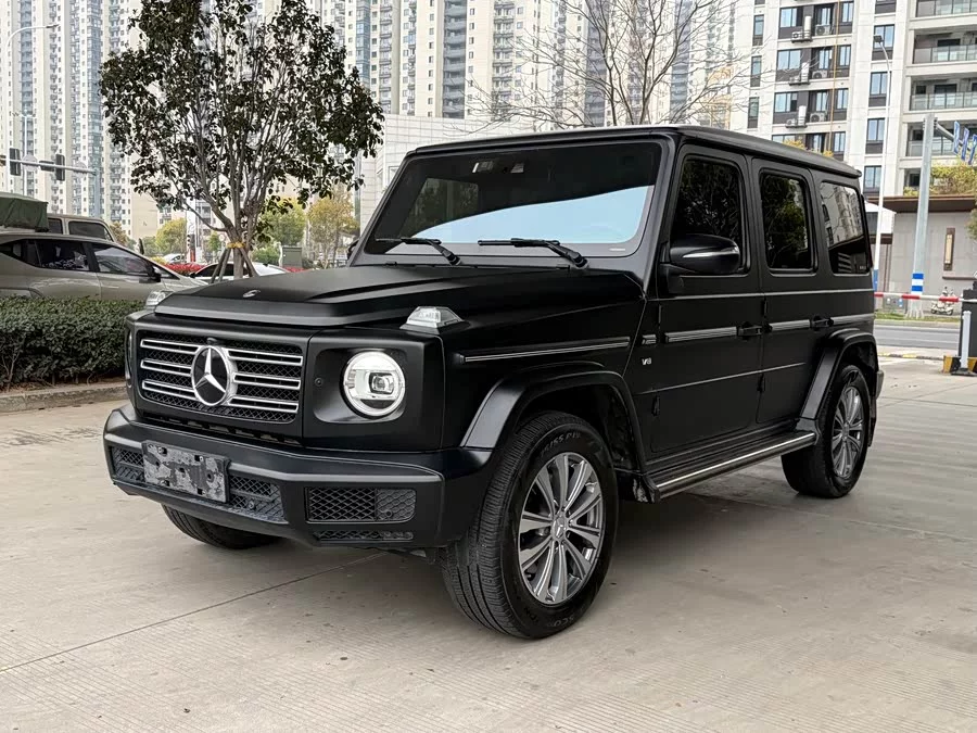 Mercedes Benz G-rated