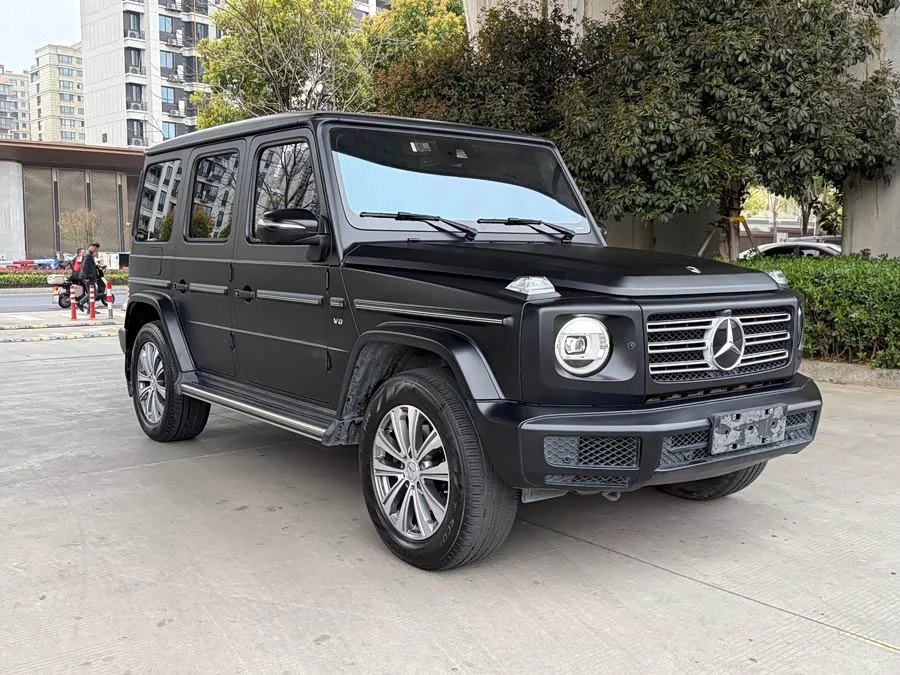 Mercedes Benz G-rated
