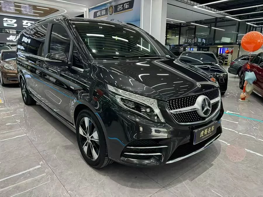 Mercedes Benz Class V