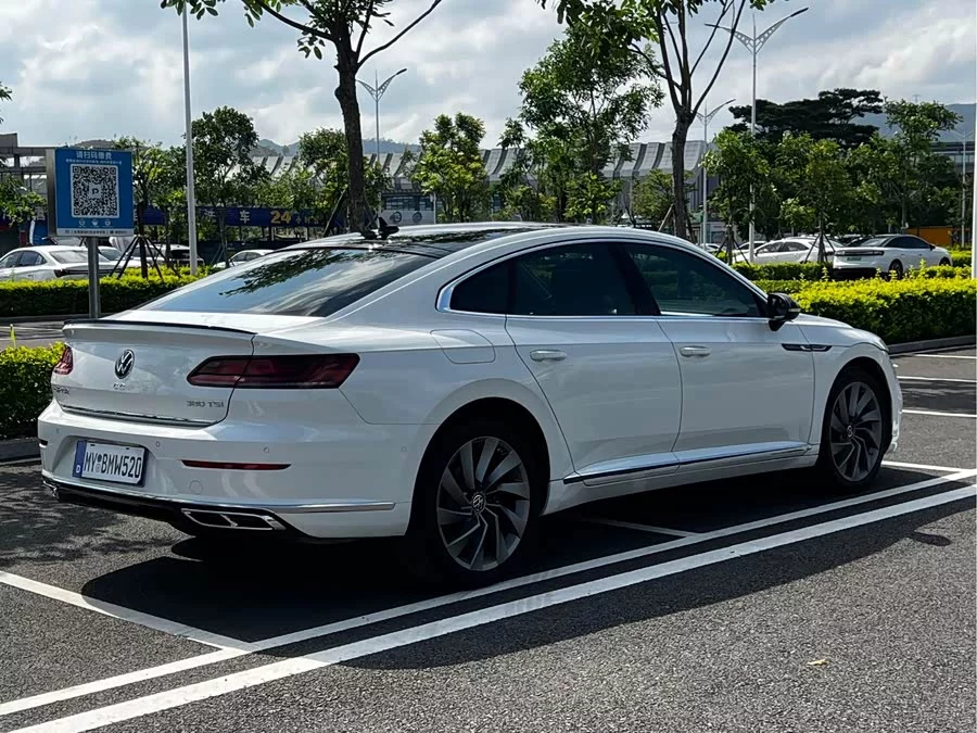 Volkswagen FAW- CC