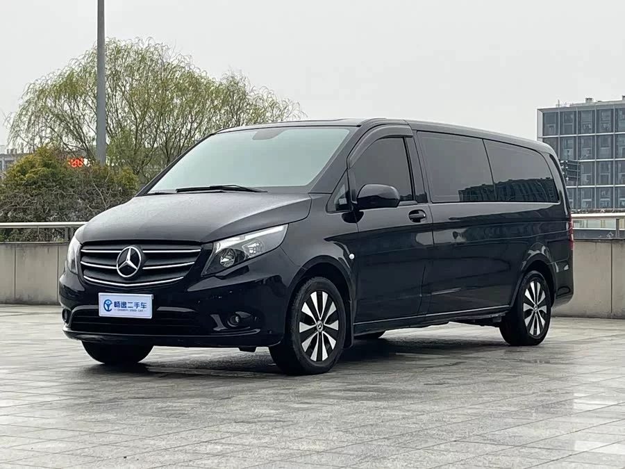 Mercedes Benz Vito