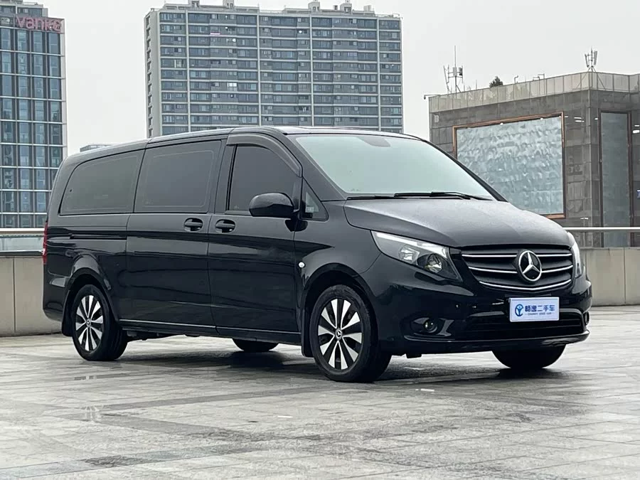 Mercedes Benz Vito