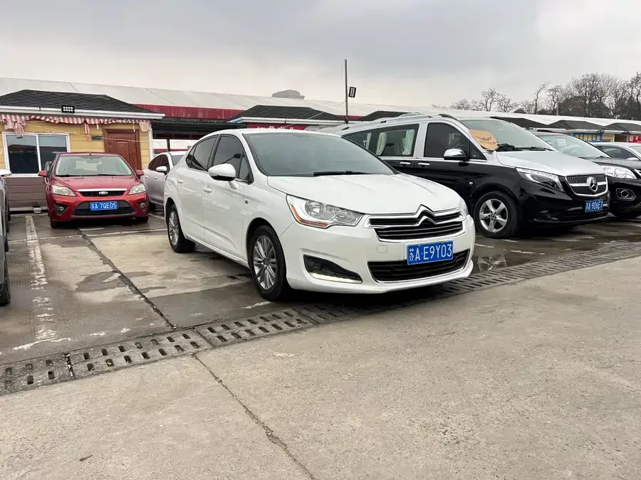 Citroën C4L