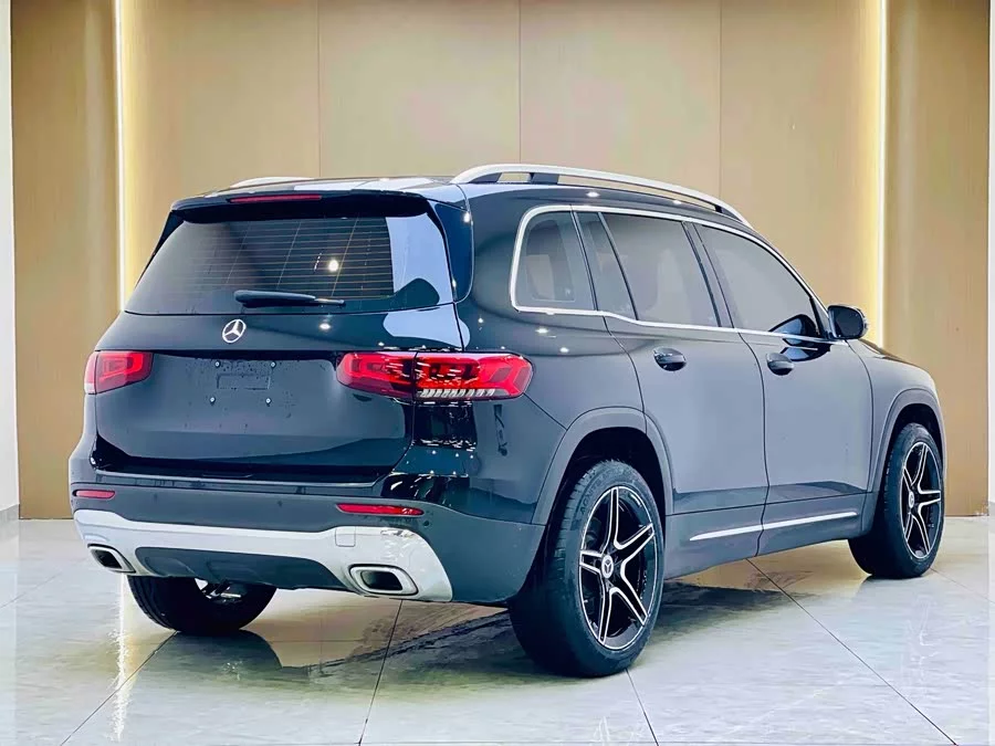 Mercedes Benz GLB