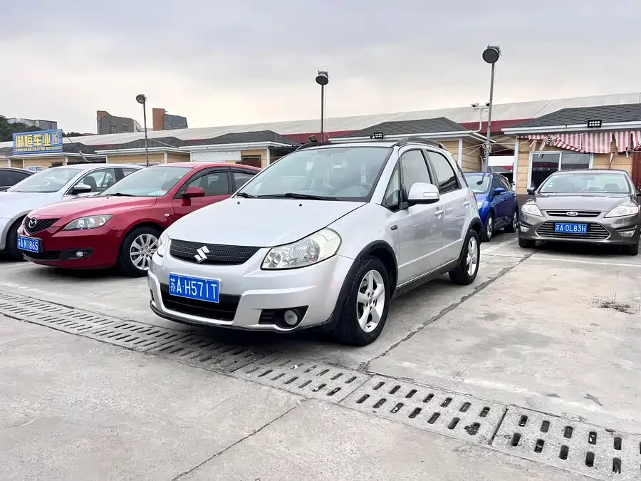 Suzuki SX4