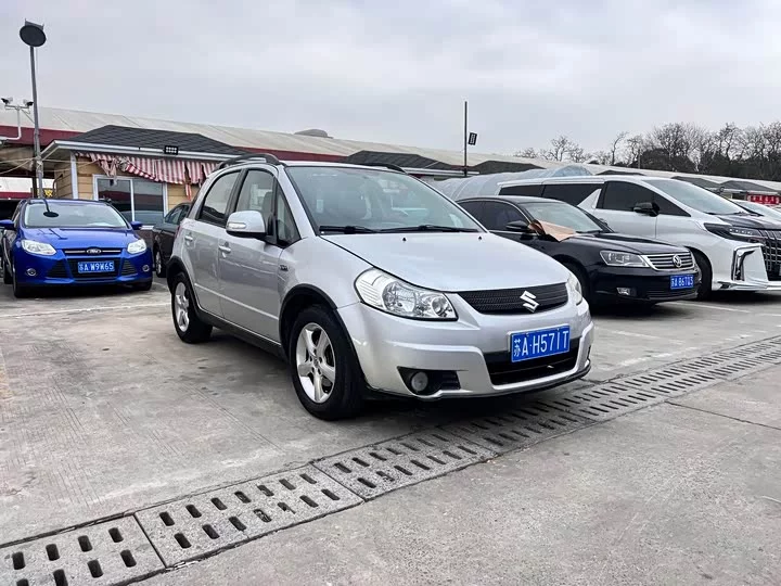 Suzuki SX4