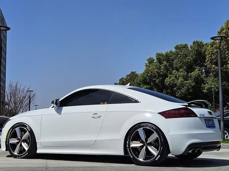 Audi TTS