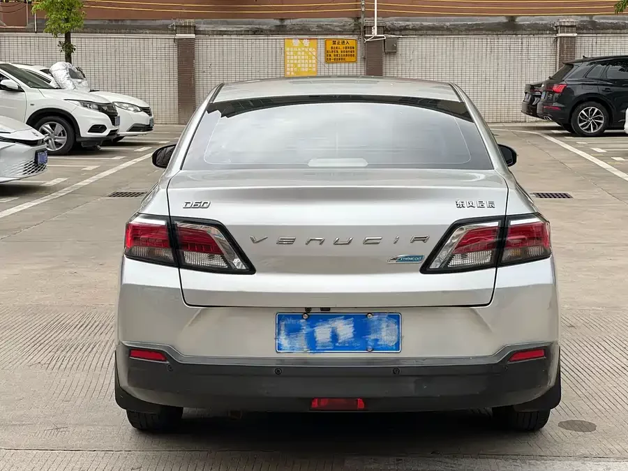 Venucia D60