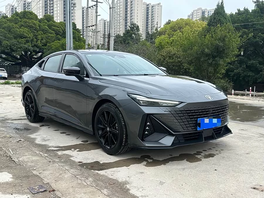 Changan UNI-V