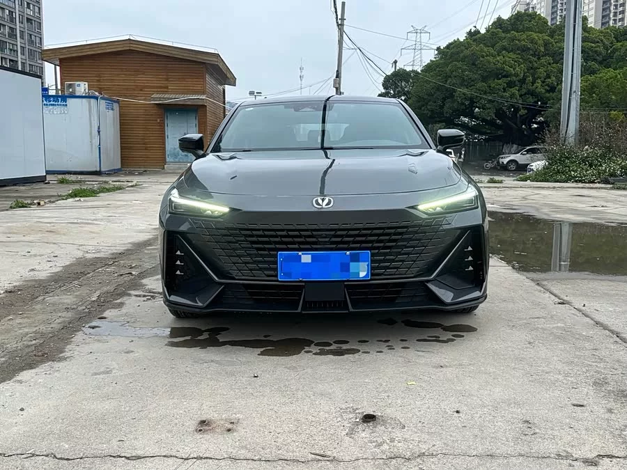 Changan UNI-V