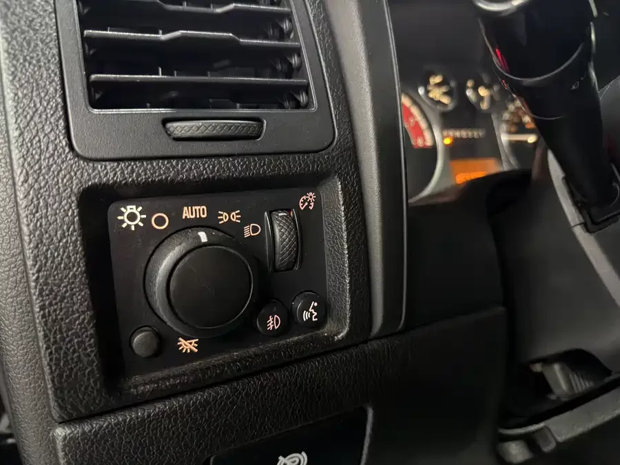Hummer H3
