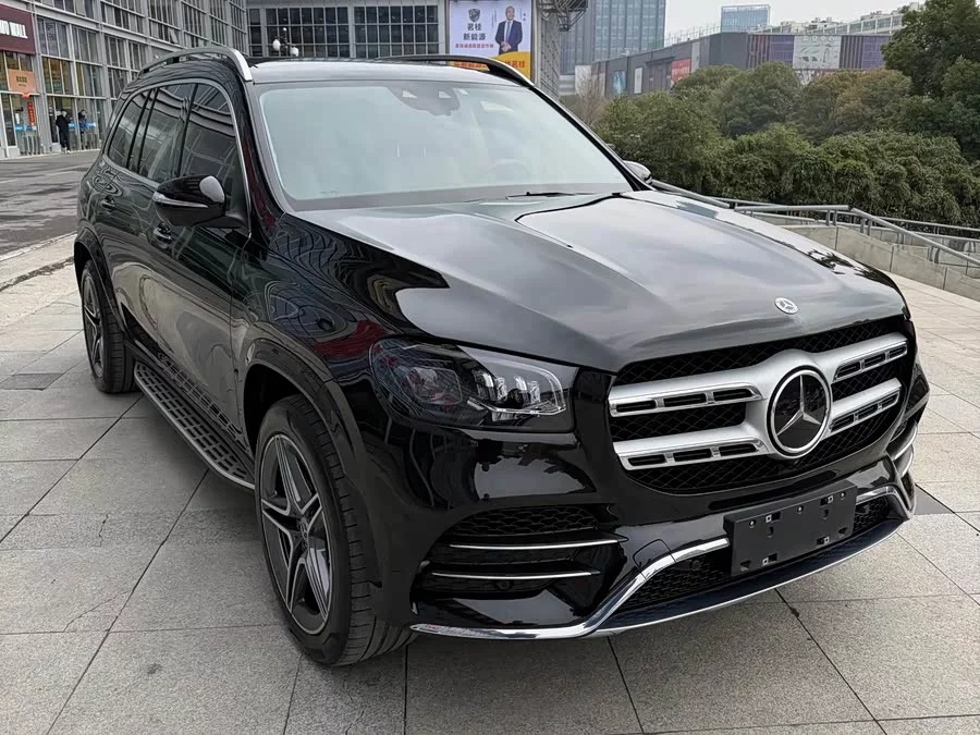 Mercedes Benz GLS
