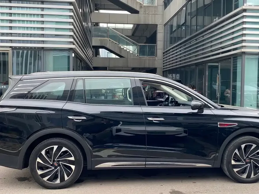 Hongqi HS7 PHEV