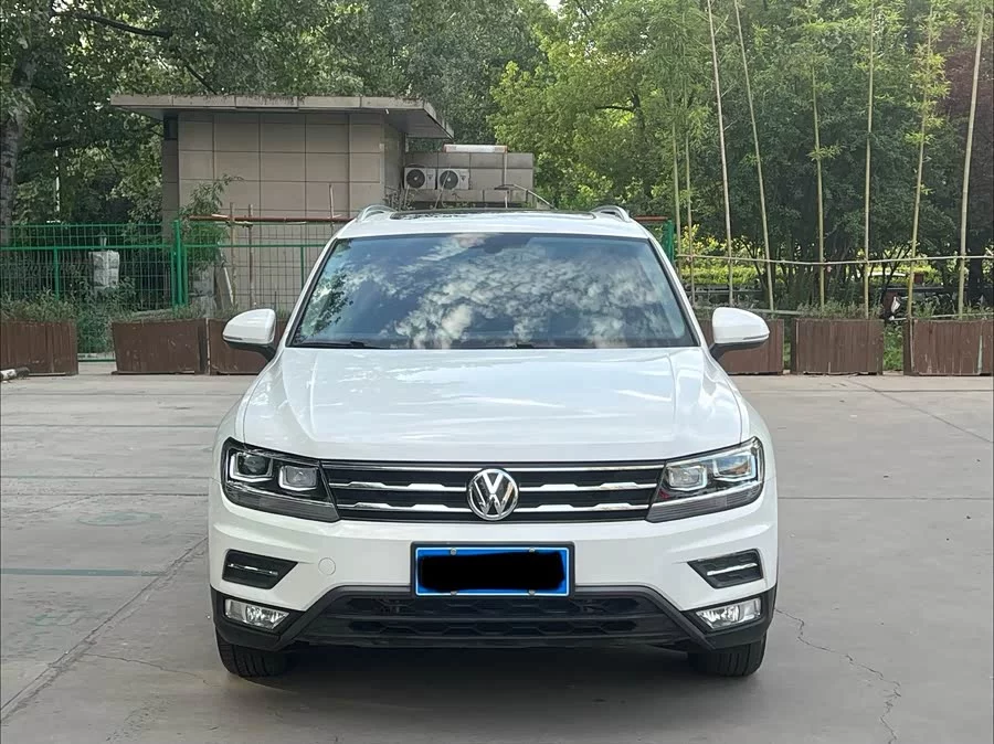 Volkswagen Tiguan L
