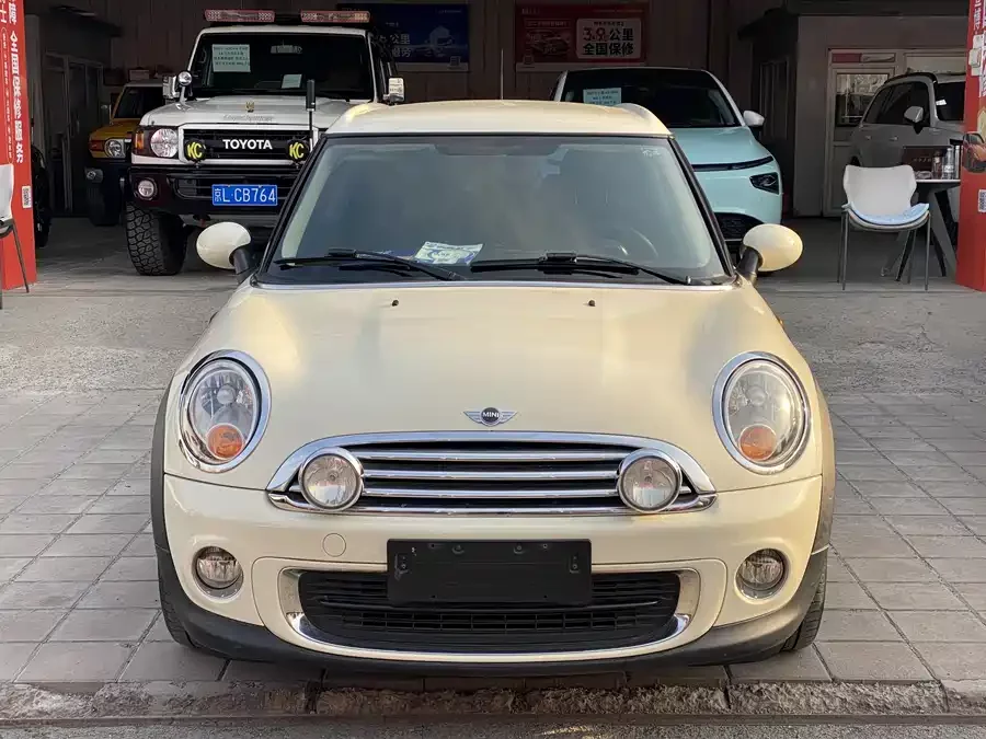 MINI CLUBMAN