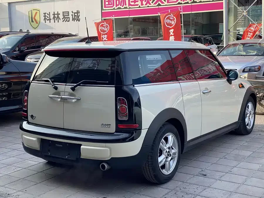 MINI CLUBMAN