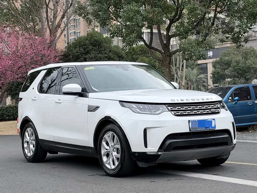 Land Rover finds