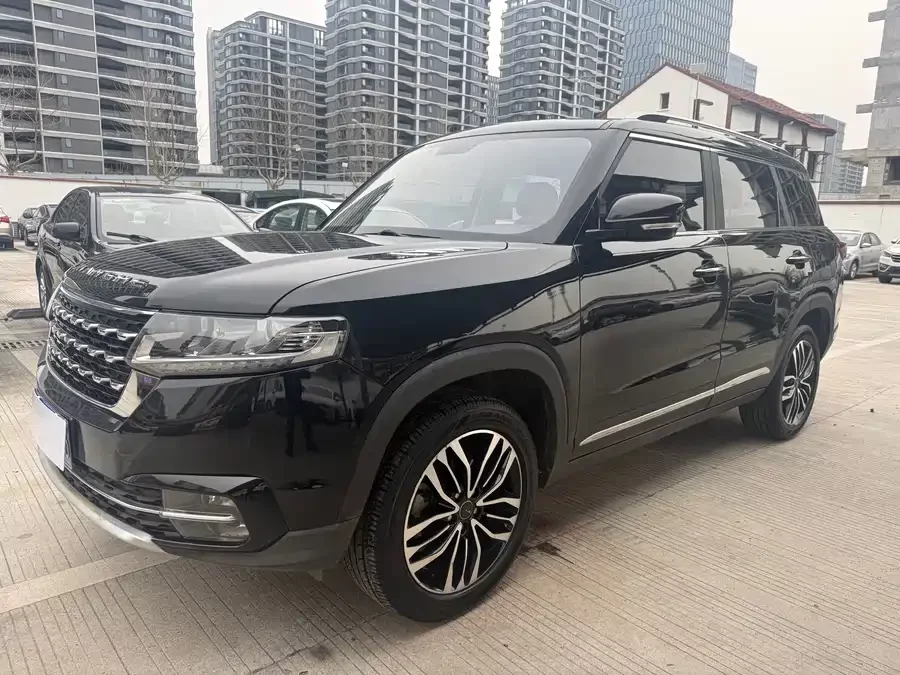 BAIC Q7
