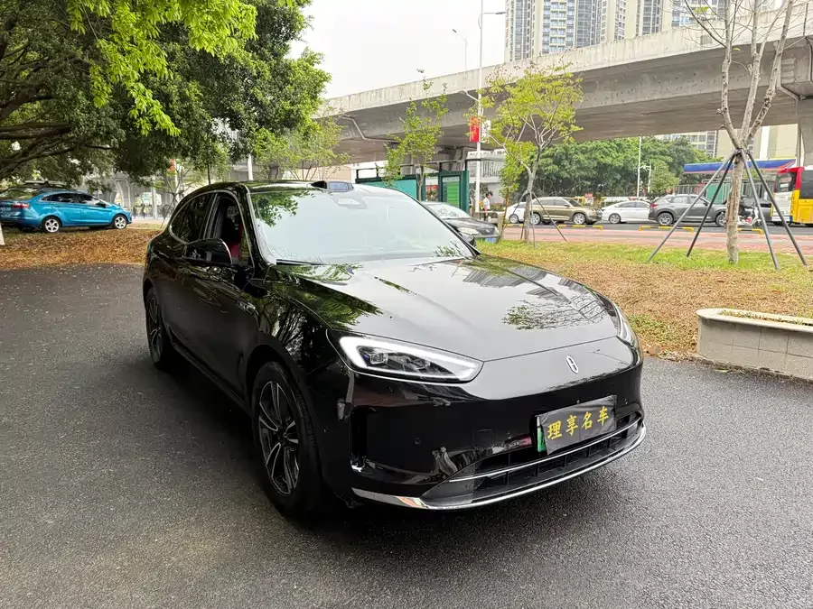 AITO Wenjie M5