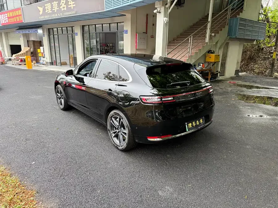 AITO Wenjie M5