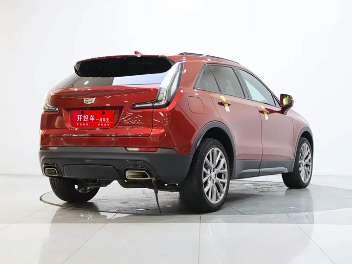 Cadillac XT4