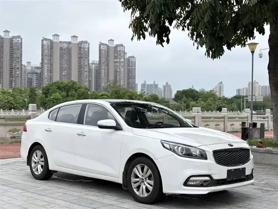Kia K4