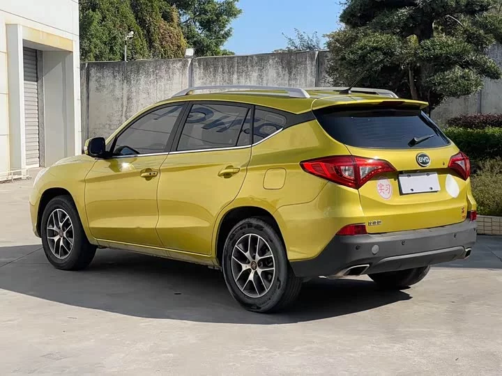 BYD Song