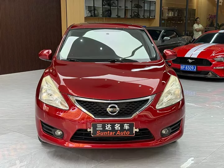 Nissan Tiida