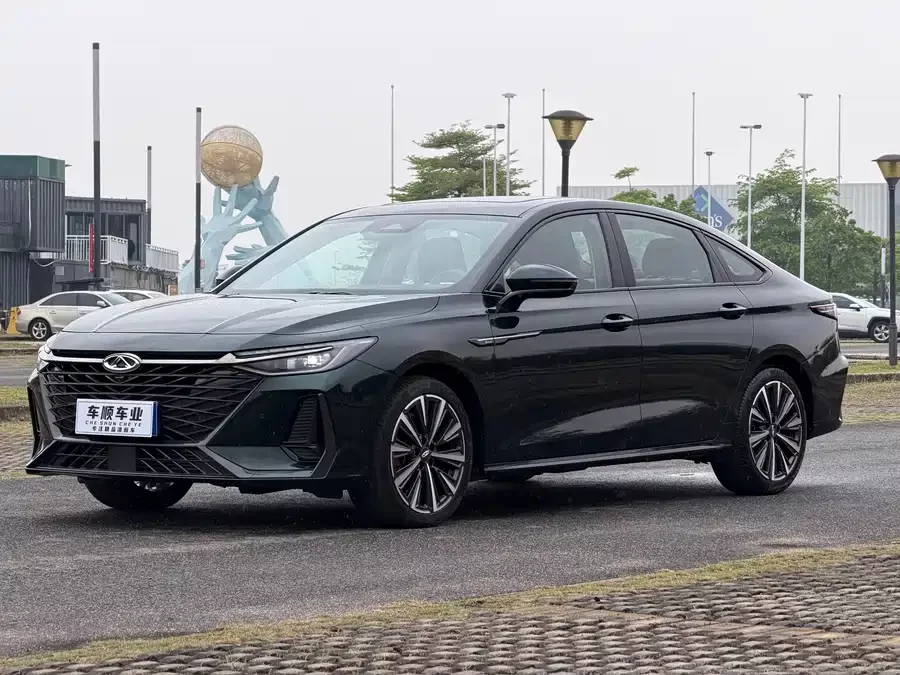 Chery Arrizo 8