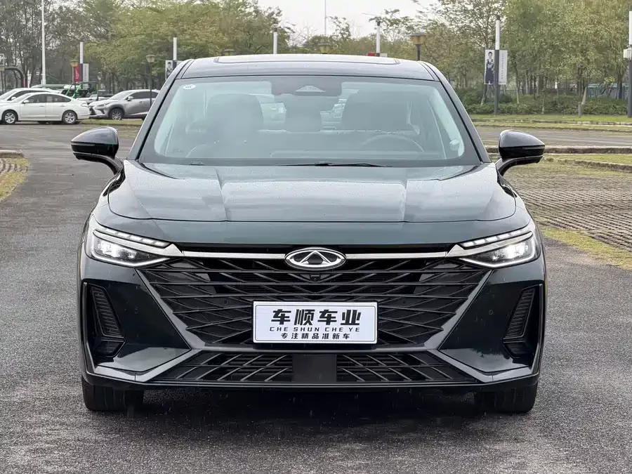 Chery Arrizo 8
