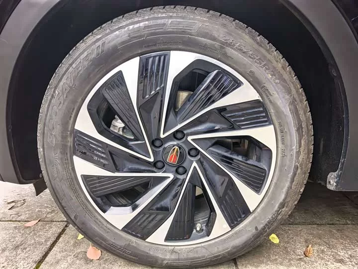 Hongqi HS7 PHEV