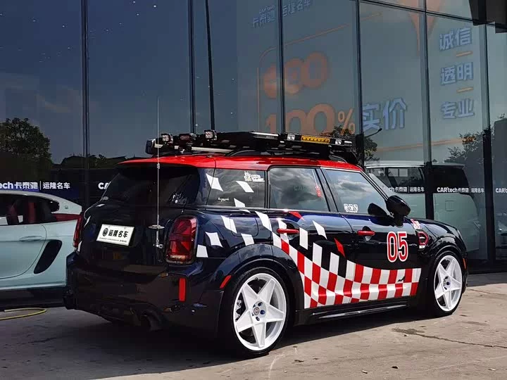 MINI JCW COUNTRYMAN