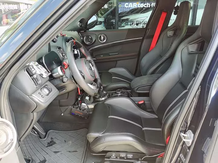 MINI JCW COUNTRYMAN