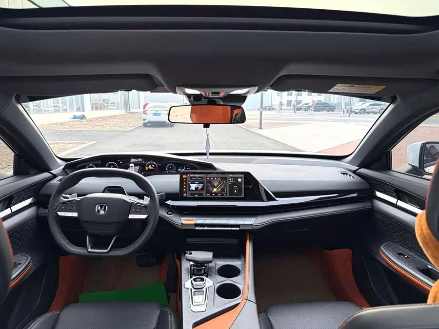 Changan UNI-V